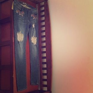 Brand new jeans. Size 13 (juniors). Tags still on.